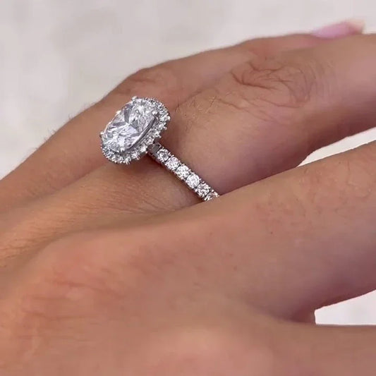 2.6ct cushion lab grown diamond engagement ring IGI certified halo pavΓ© band bridal ring luxury sustainable diamond fine jewelry wedding ring piece