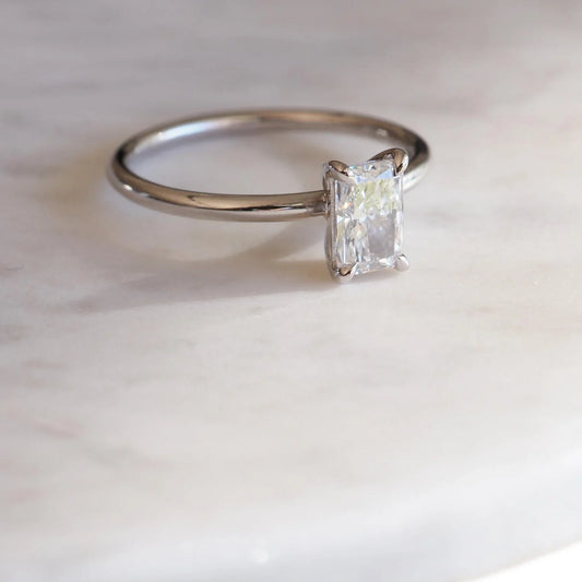 Radiant Cut Solitaire Lab Grown Diamond Ring 6 CT Exquisite Design Engagement Anniversary Promise Gift for Women Elegant Luxury Jewelry IGI Certified