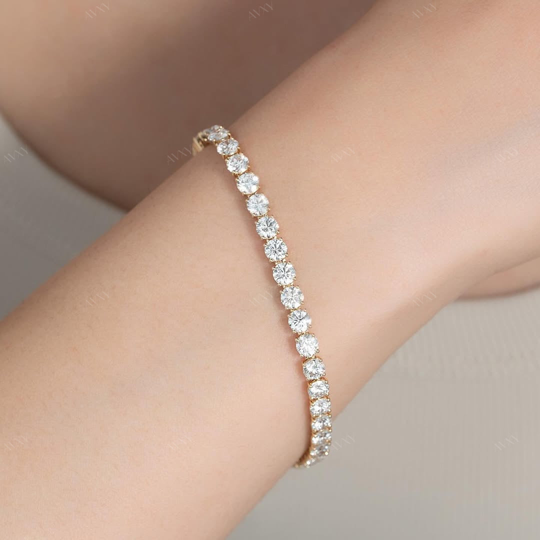 The 10.5ct Round Tennis Bracelet in Yellow gold β¨