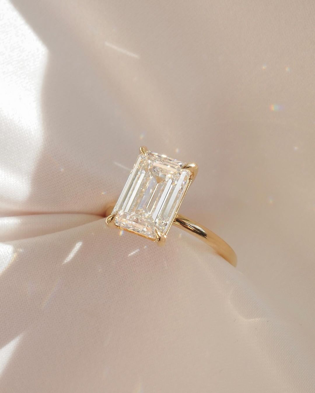 Emerald Diamond Ring