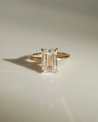 13ct emerald solitaire diamond ring, classic engagement ring, anniversary gift for her, promise ring, luxury bridal jewelry, elegant statement ring