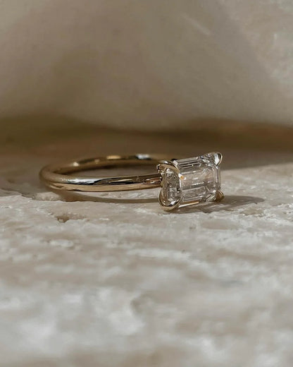 Luxurious emerald cut engagement ring 1ct, lab grown diamond solitaire, anniversary gift for her, classic bridal ring, modern fine jewelry
