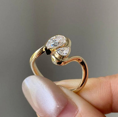 IGI certified double pear lab grown diamond ring, 1.50 TCW Toi Et Moi bypass setting, elegant pear diamond bridal jewelry for women