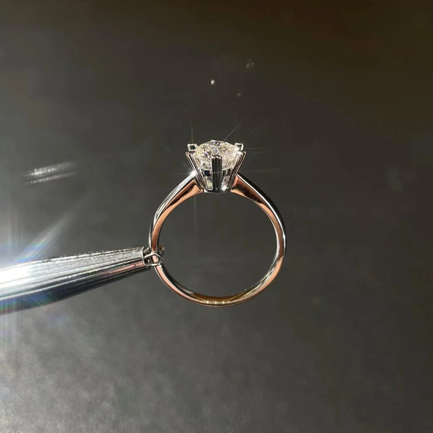 1.50ct Round Lab Grown Diamond Engagement Ring | Six Heart Claw Setting | IGI Certified 