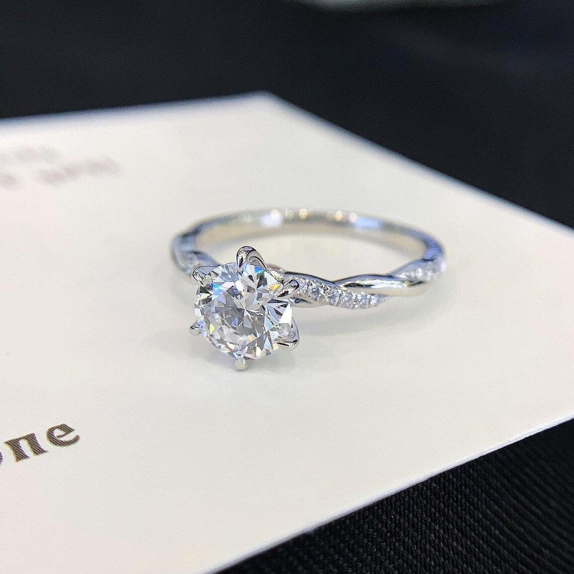 1.50ct Round Lab Grown Diamond Engagement Ring | Twisted Pavé Setting | IGI Certified 