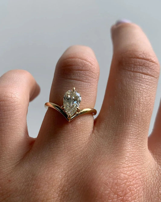 1ct floating pear cut lab grown diamond ring, minimalist engagement ring, promise ring for her, elegant bridal jewelry, wedding gift for women