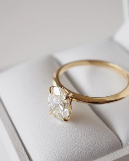 1ct oval solitaire lab grown diamond ring, luxurious engagement ring, birthday gift, bridal jewelry, wedding ring for wife