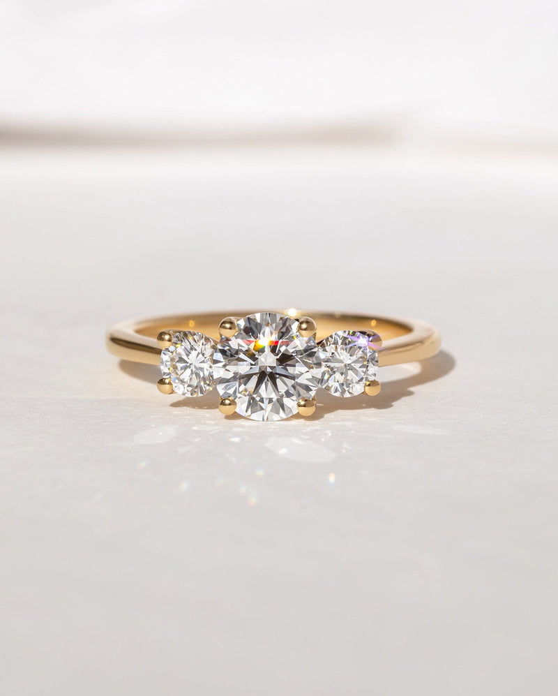 2.5ct Round Cut Three Stone Lab Grown Diamond Ring Engagement Ring and Wedding Gift Ring, Bridal Marriage Ring