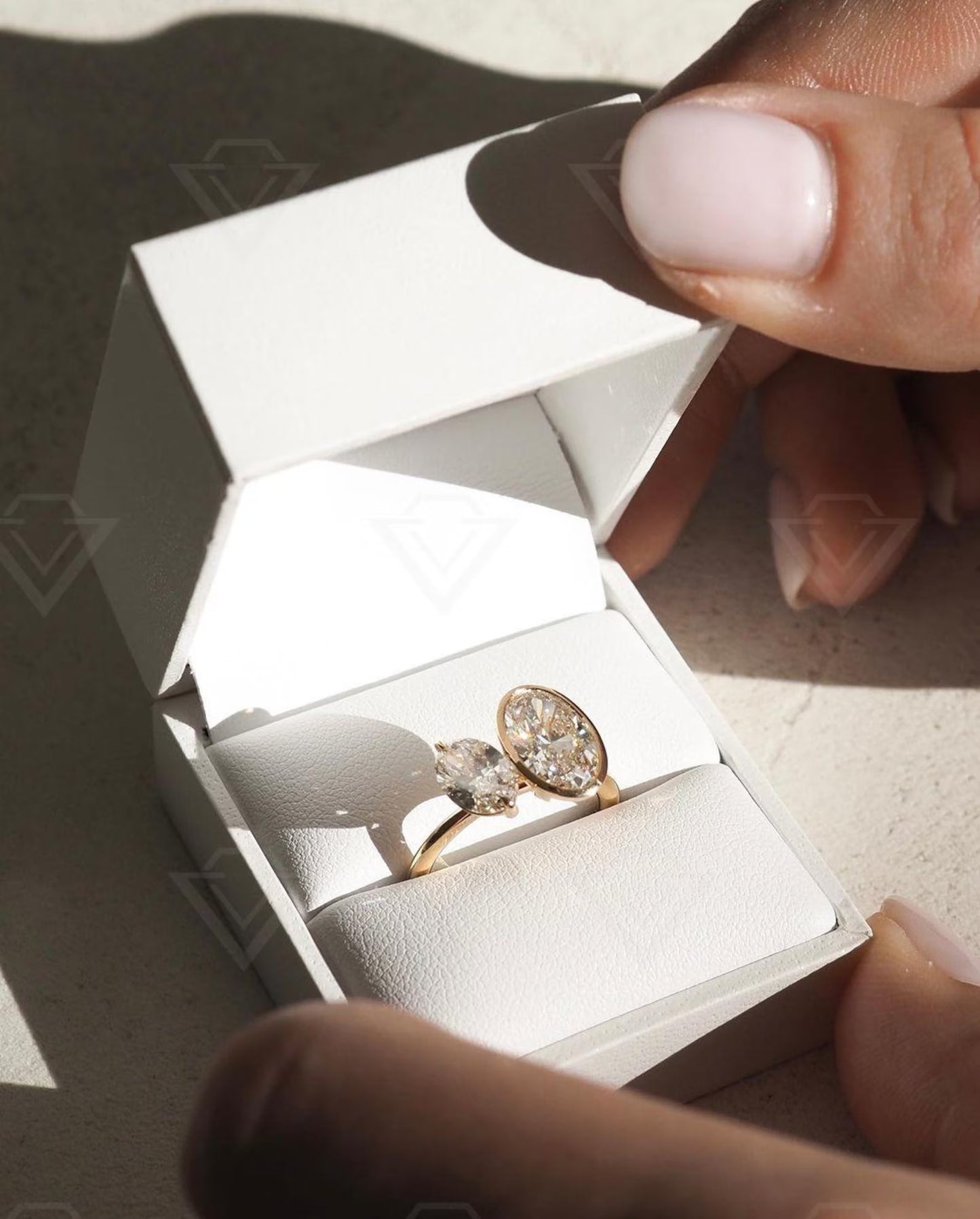 2.00 TCW Oval Lab Grown Diamond Engagement Ring IGI Certified Toi et Moi Ring, Modern Dual Stone Bridal Ring, Sustainable Luxury Wedding Jewelry