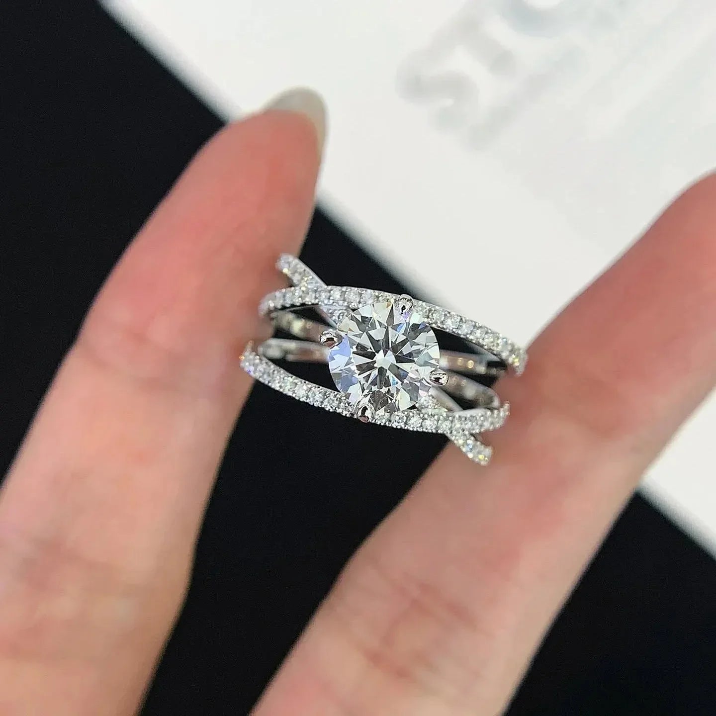 1.50 CT Round Lab Grown Diamond Engagement Ring, IGI Certified, Wave Band Design, Round Cut Diamond, Bridal Ring, Solitaire Ring, Sustainable Jewelry