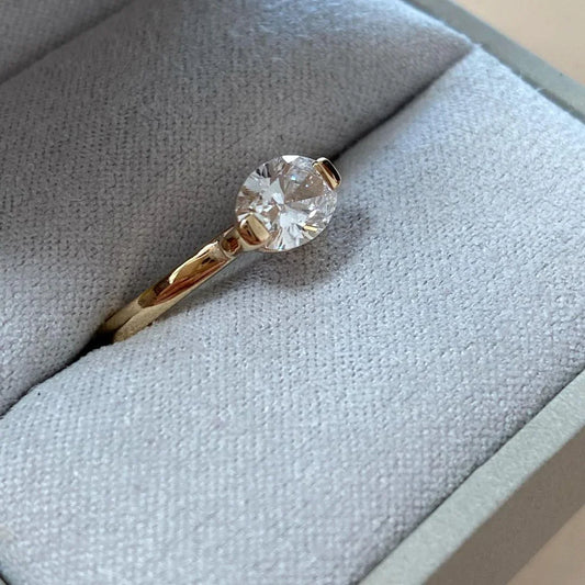 IGI certified 2.0ct oval lab grown diamond ring square gold band engagement wedding bridal marriage ring luxury fine jewelry elegant gold ring design