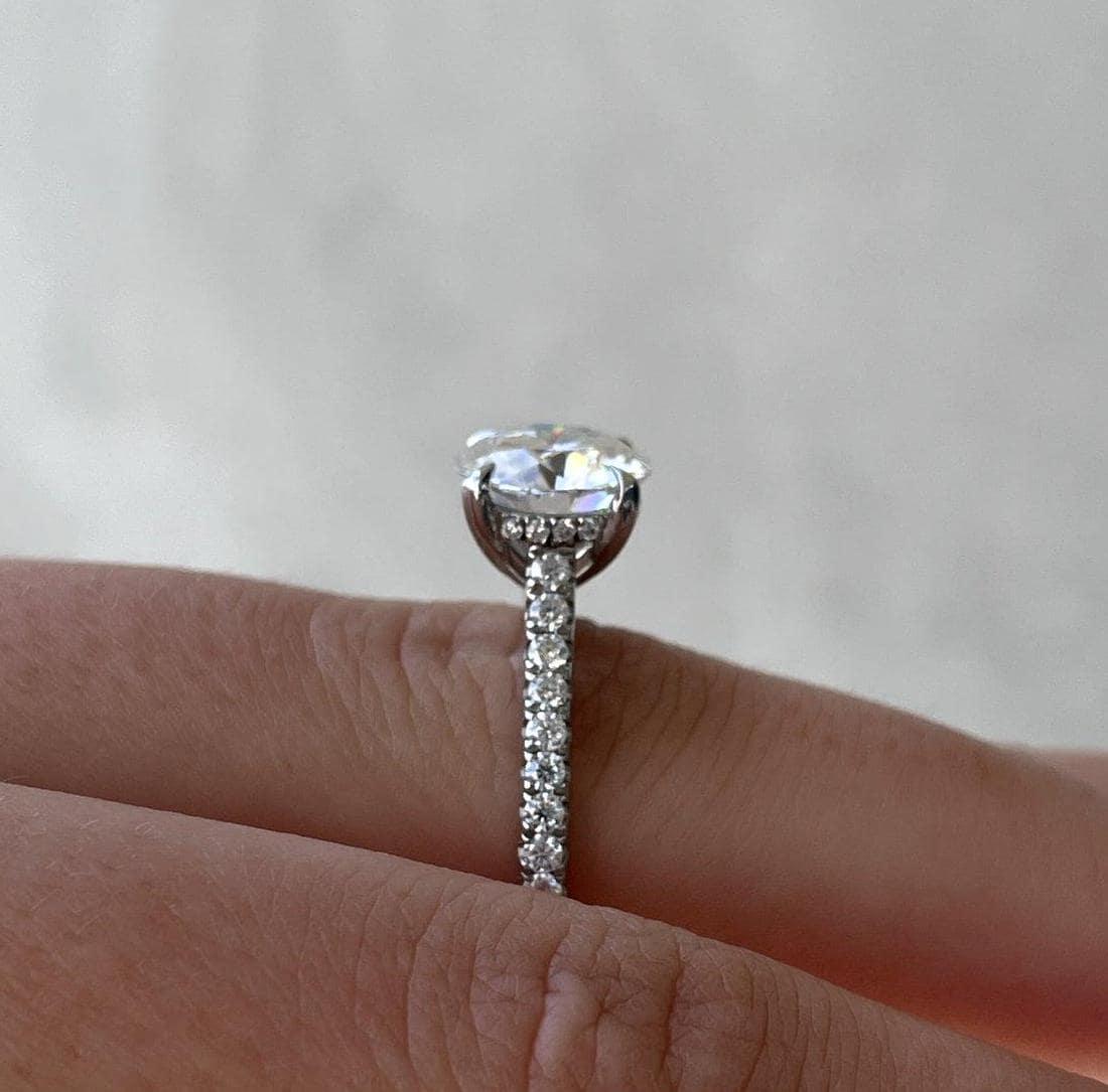 Elegant 2.50 TCW round lab grown diamond engagement ring hidden halo pavé ring IGI certified bridal wedding jewelry luxury engagement ring gift