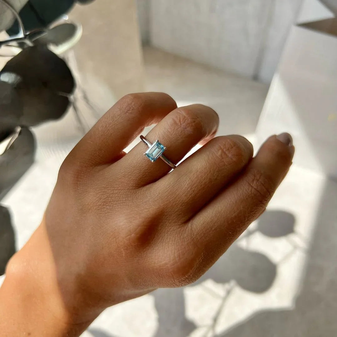 2.50ct emerald blue stone lab grown diamond engagement ring luxury wedding ring anniversary gift bridal jewelry elegant fine ring modern style
