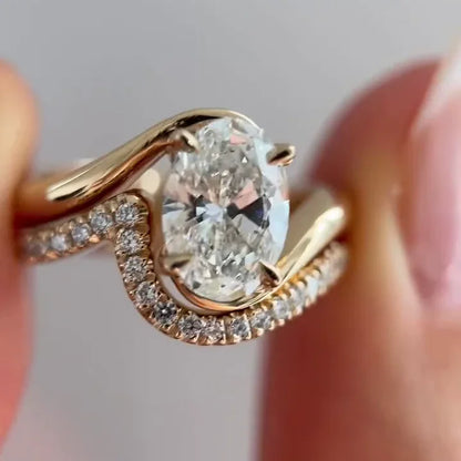 2.50 CT Oval Lab Grown Diamond Engagement Ring IGI Certified Bypass Setting with Band, Oval Cut Bridal Wedding Ring Luxury Fine Jewelry Gift