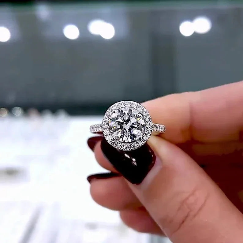 2.50TCW Round Lab Grown Diamond Engagement Ring | Halo Setting | IGI Certified 