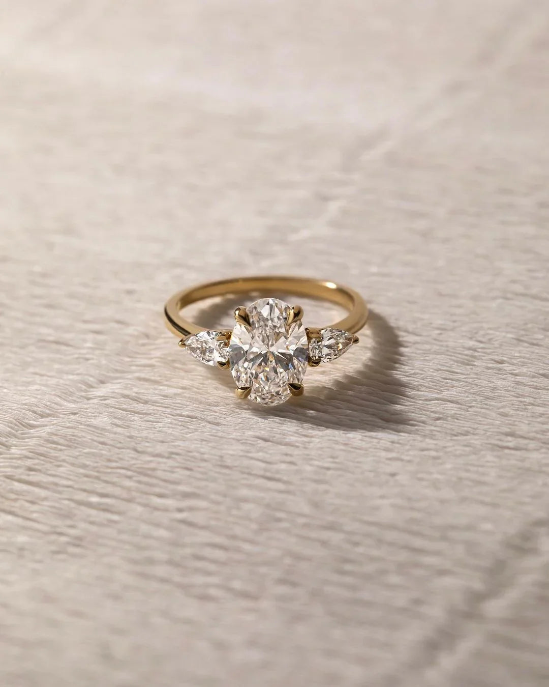2.5ct Oval Cut Center Stone Lab Grown Diamond Ring IGI Certified Two Pear Side Stones Classic Minimalist Engagement Wedding Promise Ring for Her