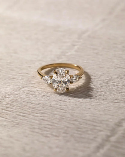 2.5ct Oval Cut Center Stone Lab Grown Diamond Ring IGI Certified Two Pear Side Stones Classic Minimalist Engagement Wedding Promise Ring for Her