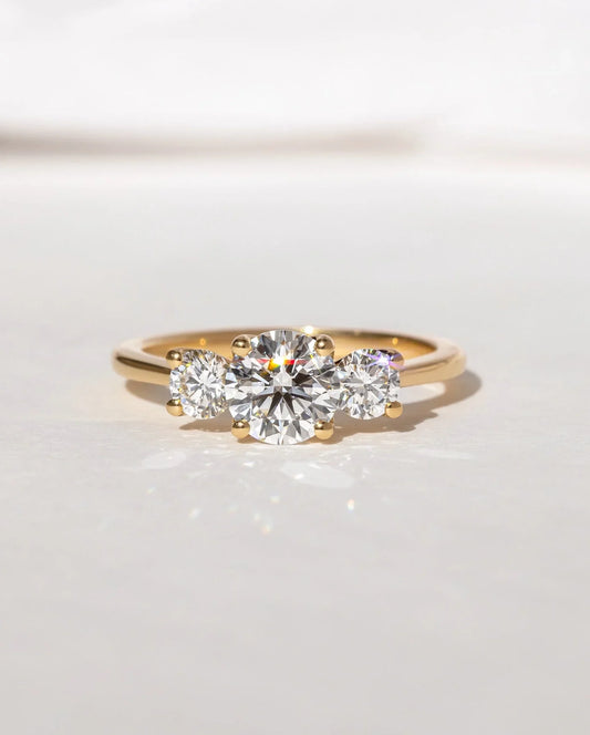 2.5ct Round Lab-Grown Diamond Engagement Ring IGI Certified Three Stone Setting, Bridal Wedding Ring Classic Engagement Jewelry Luxury Gift for Her