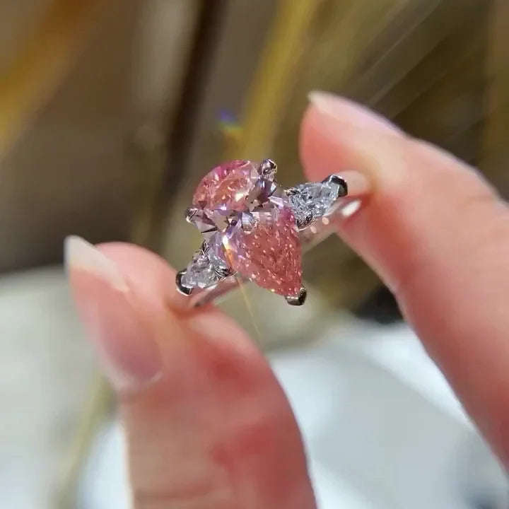 IGI certified 2.60 TCW fancy pink pear lab grown diamond engagement ring three stone design bridal ring luxury sustainable fine jewelry wedding ring
