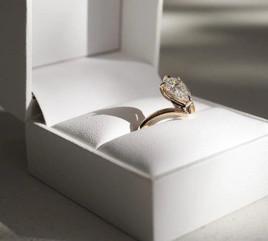 Luxury pear cut lab grown diamond ring, solitaire engagement ring, bridal wedding jewelry, anniversary and promise ring for women