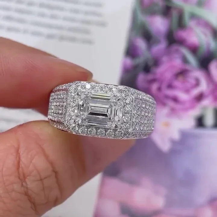 2.00 CT Emerald Lab Grown Diamond Men’s Engagement Ring | Round Side Stones | IGI Certified