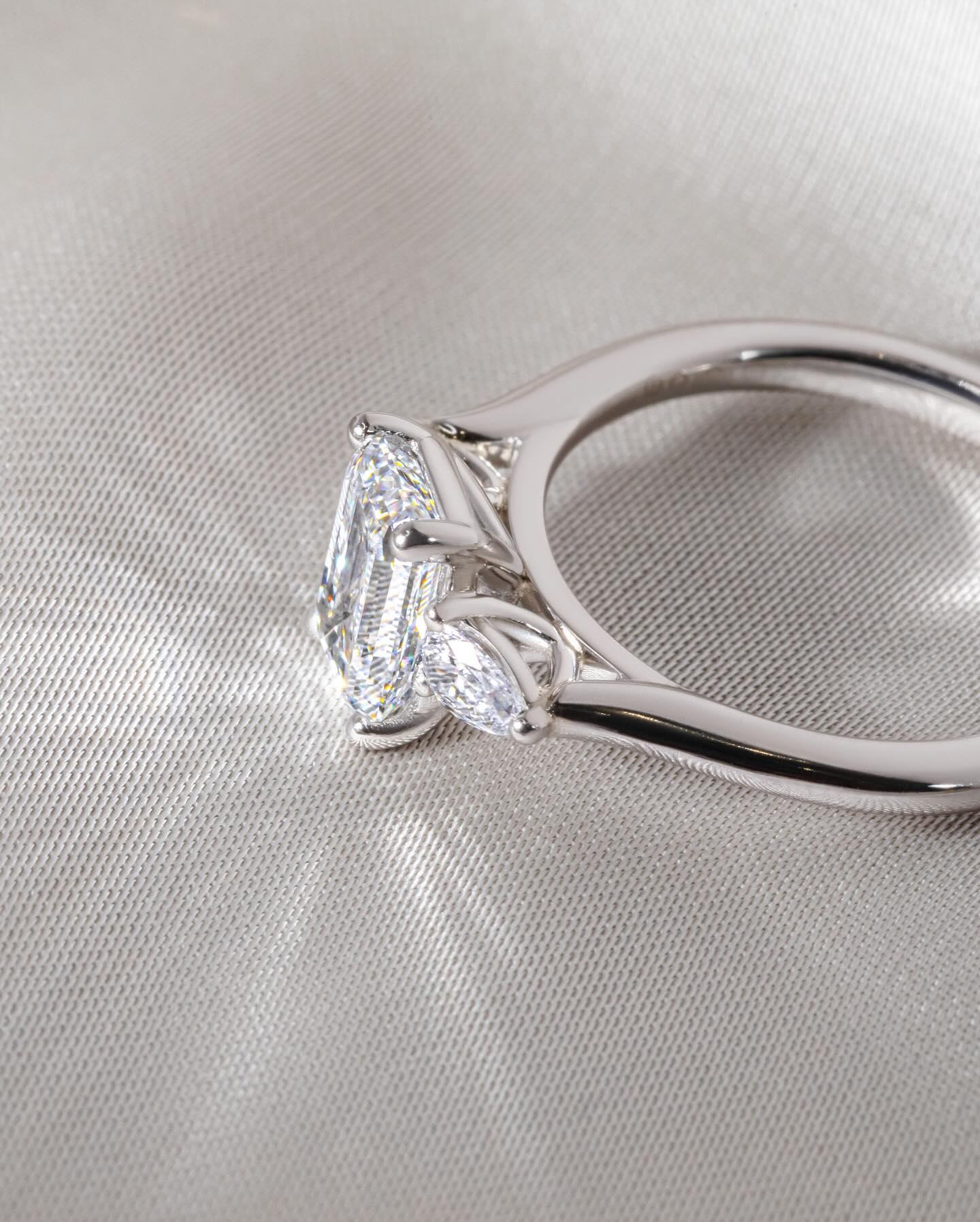 3.50ct emerald cut lab grown diamond engagement ring three stone pear side stones bridal wedding ring luxury jewelry marriage gift for wife