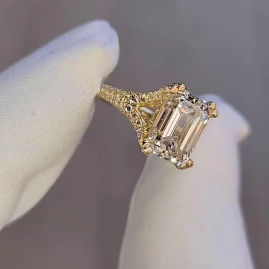 3.50TCW Emerald Lab Grown Diamond Engagement Ring | Pavé Split Band with Double Prong Setting | IGI Certified3.50TCW Emerald Lab Grown Diamond Engagement Ring | Pavé Split Band with Double Prong Setting | IGI Certified 