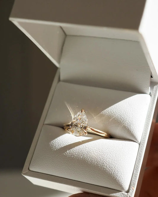3.5ct pear cut solitaire lab grown diamond ring three claw IGI certified engagement wedding ring luxury bridal jewelry sustainable gift for women