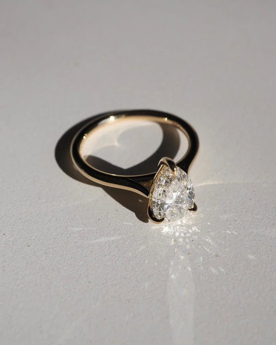 3ct pear lab grown diamond engagement ring IGI certified luxury bridal wedding ring anniversary gift for her women fine jewelry elegant diamond ring
