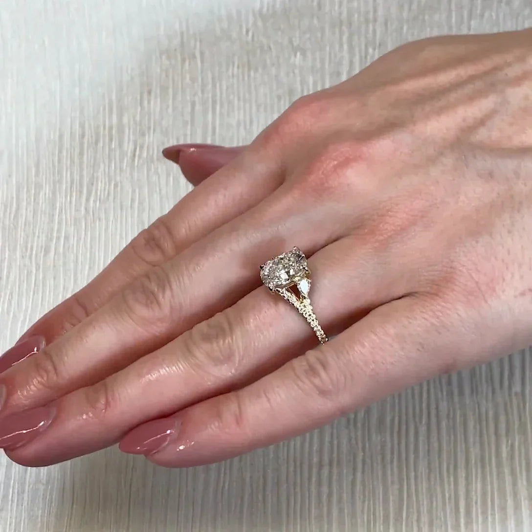 Luxury 4.00 TCW cushion cut lab grown diamond engagement ring IGI certified split band wedding bridal ring anniversary gift elegant jewelry piece