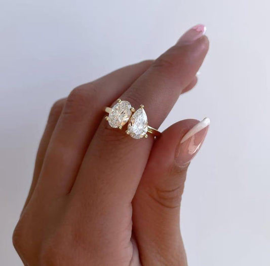 4.00 TCW Oval and Pear Lab Grown Diamond Engagement Ring | Toi Et Moi Ring | IGI Certified 