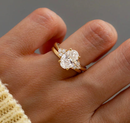 Luxury 4.0ct Oval Lab Grown Diamond Engagement Ring IGI Certified Side Round Setting Bridal Wedding Ring Anniversary Gift Women Jewelry Elegant Design