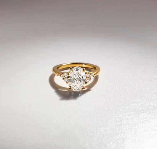 4.0ct Oval Lab Grown Diamond Engagement Ring IGI Certified Center Stone Side Round Setting Wedding Ring Luxury Bridal Anniversary Gift Women Jewelry