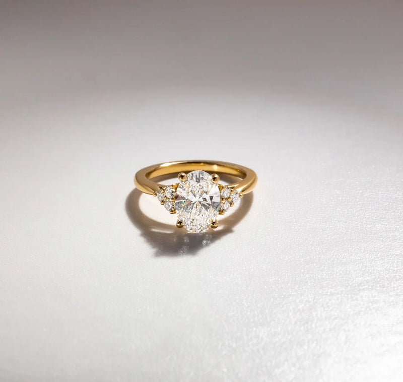 4.0ct Oval Lab-Grown Diamond Engagement Ring | Center Stone with Side Round Setting | IGI Certified