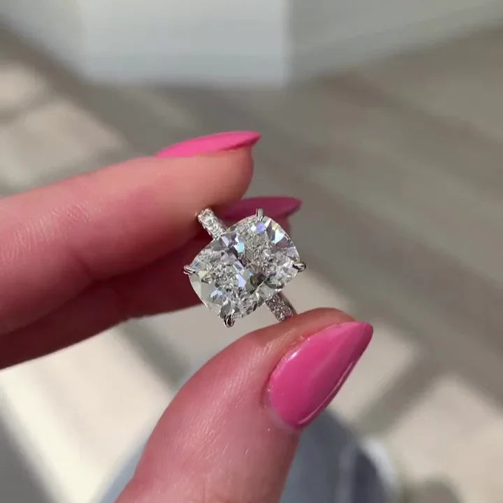 Elegant 4.40 CT cushion cut lab grown diamond engagement ring IGI certified center stone with side stones bridal wedding ring luxury gift for her
