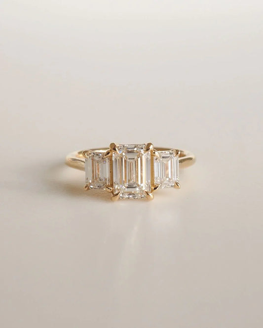 4.5ct emerald three stone lab grown diamond ring luxury engagement wedding anniversary promise ring bridal jewelry gift for her women IGI style
