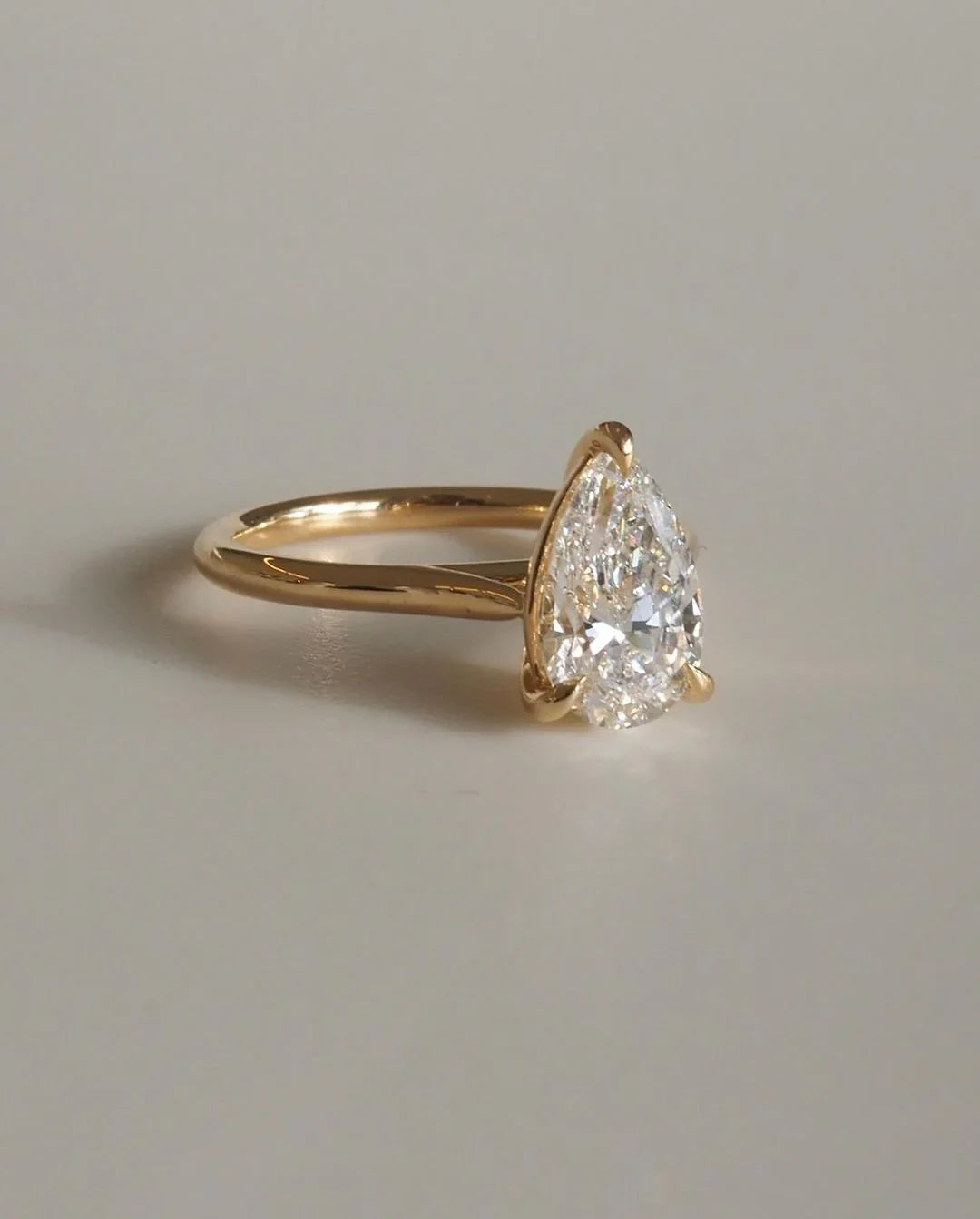 4.5ct pear solitaire lab grown diamond ring engagement wedding ring birthday gift for her wife classic IGI bridal jewelry elegant design ring
