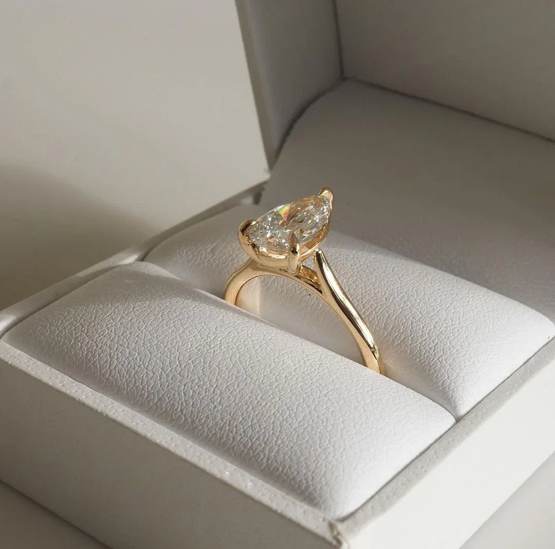 Elegant 4.5ct pear cut lab grown diamond solitaire engagement ring wedding ring birthday gift for her wife timeless bridal jewelry fine ring
