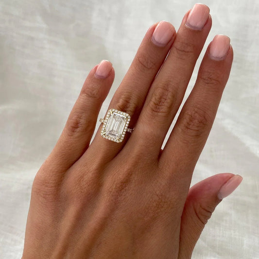 Emerald 4.70 TCW lab grown diamond IGI engagement ring halo pavé band design wedding ring bridal jewelry gift for her wife luxury ring
