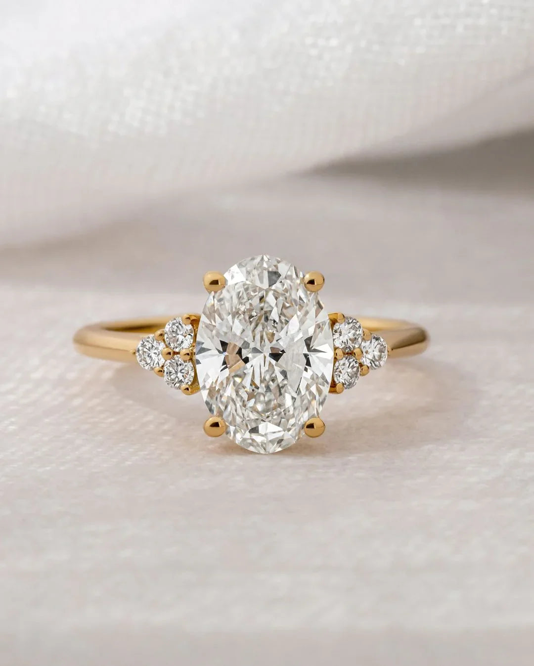 5.0ct oval lab grown diamond engagement ring, IGI certified bridal ring, center stone with round side diamonds, luxury wedding jewelry for women
