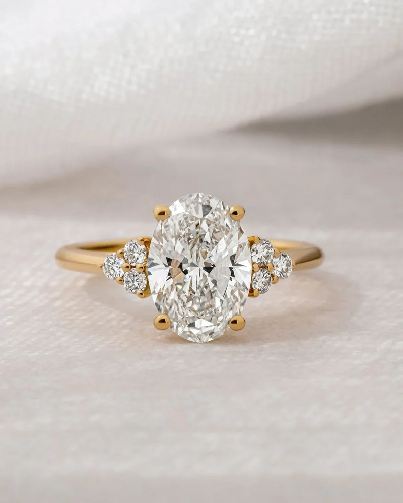 5.0ct Oval Lab-Grown Diamond Engagement Ring | Center Stone with Side Round Setting | IGI Certified