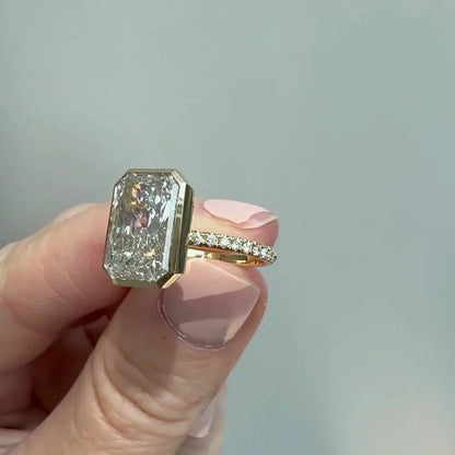 Luxury 5.00 CT radiant cut lab created diamond engagement ring, bezel setting with pavé band, bridal ring for her women