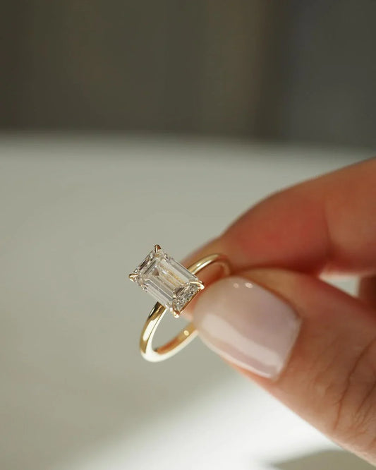 Luxury 5 CT Emerald Cut Lab Grown Diamond Solitaire Ring Classic Engagement Wedding Ring IGI Certified Promise Ring Anniversary Gift for Her