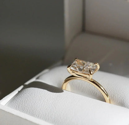 Luxury 5 CT Radiant Cut Lab Grown Diamond Solitaire Ring Elegant Engagement Wedding Anniversary Promise Ring IGI Certified Fine Jewelry for Her