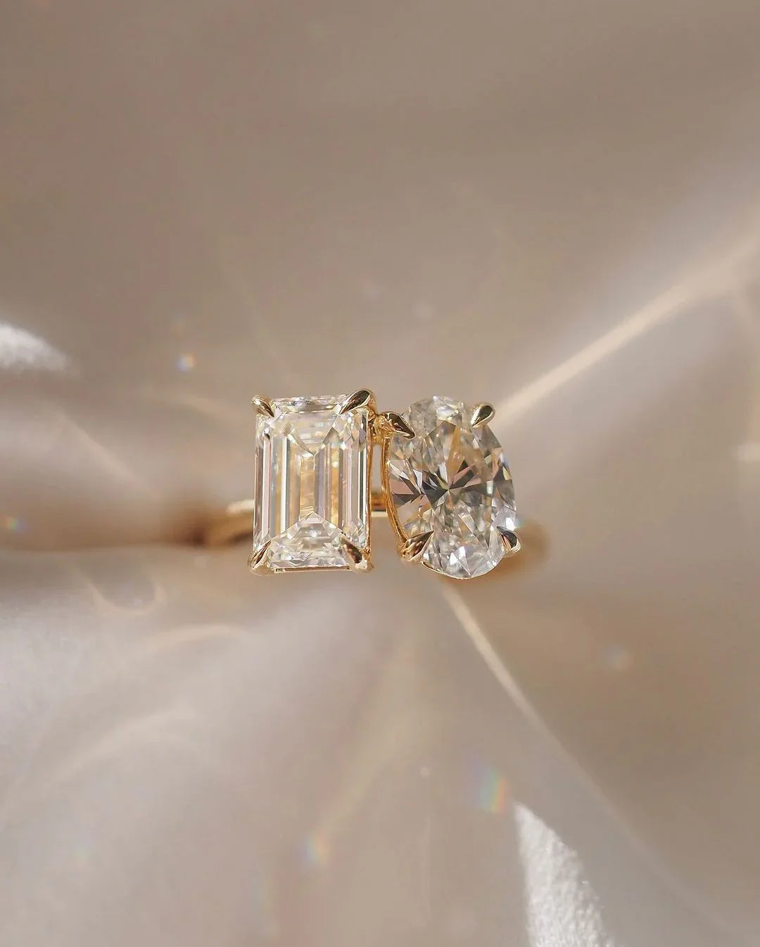 Emerald and Oval Cut Toi et Moi Lab Grown Diamond Ring 6 TCW Exquisite Engagement Wedding Promise Anniversary Ring Elegant Jewelry for Women