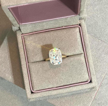 Luxury 7.00 CT Cushion Lab Grown Diamond Solitaire Engagement Ring IGI Certified Bridal Wedding Ring Elegant Anniversary Gift Fine Jewelry for Women