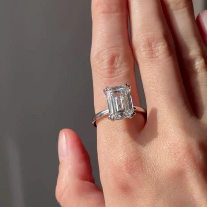 Emerald cut 7.00ct lab grown diamond solitaire engagement ring IGI certified signature setting luxury bridal wedding ring elegant gift for women jewelry