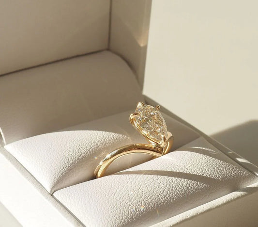 7ct pear cut lab grown diamond ring anniversary gift for her engagement wedding promise ring IGI style luxury bridal jewelry elegant women ring