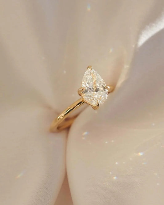 8ct Pear Cut Solitaire Lab Grown Diamond Ring Timeless Bridal Wedding Engagement Ring Romantic Gift for Her IGI Certified Luxury Fine Jewelry