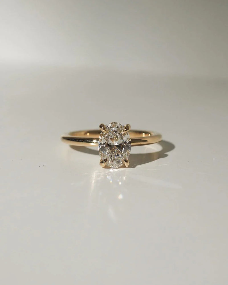 9ct Oval Solitaire Lab Grown Diamond Ring Exclusive Wedding Ring for Her Luxurious Engagement and Anniversary Gift